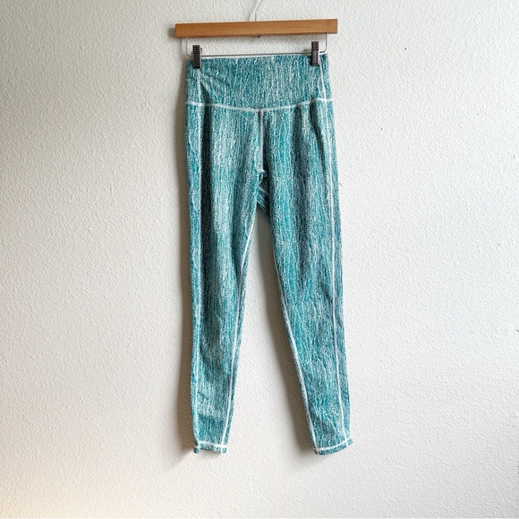 BuffyBunny Jacquard Teal White Workout High Rise Leggings Women’s Size Medium - Picture 3 of 10